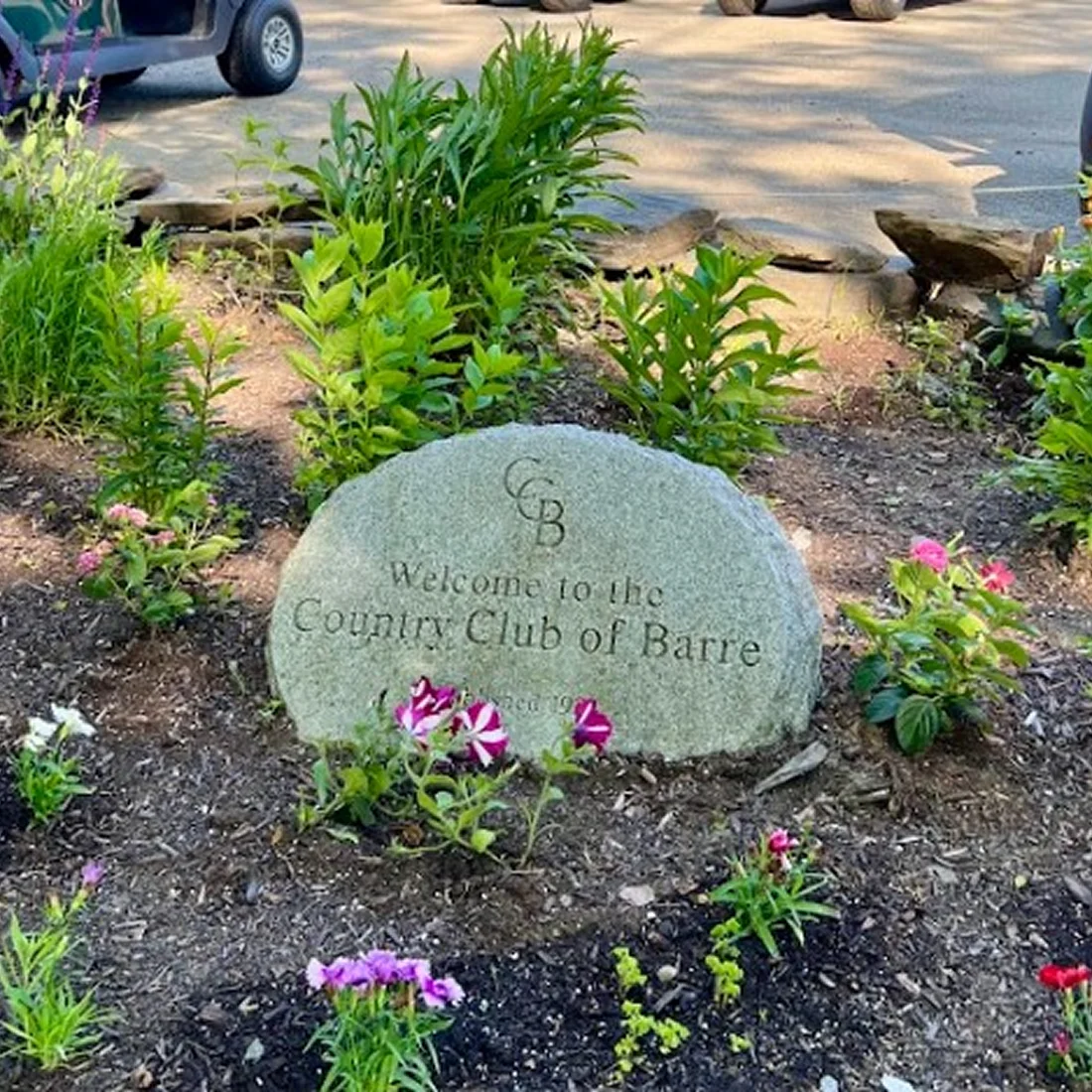 Welcome to Barre sign with flowers 1